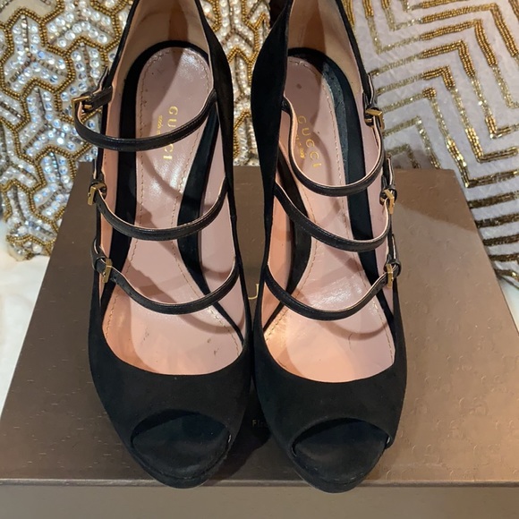 Gucci Size 8 Suede Black Strappy Heels 4 inch - Picture 6 of 9